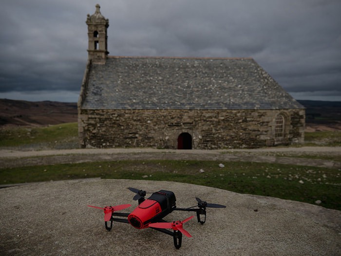 ¿No habrá pedido un dron el niño para Reyes?