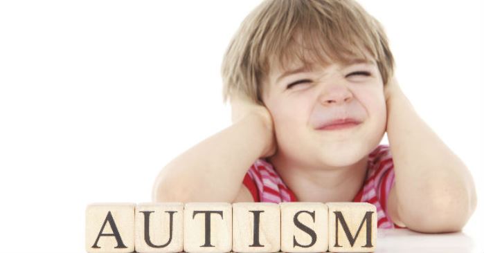 Inventan un reloj que ayuda a los niños con autismo
