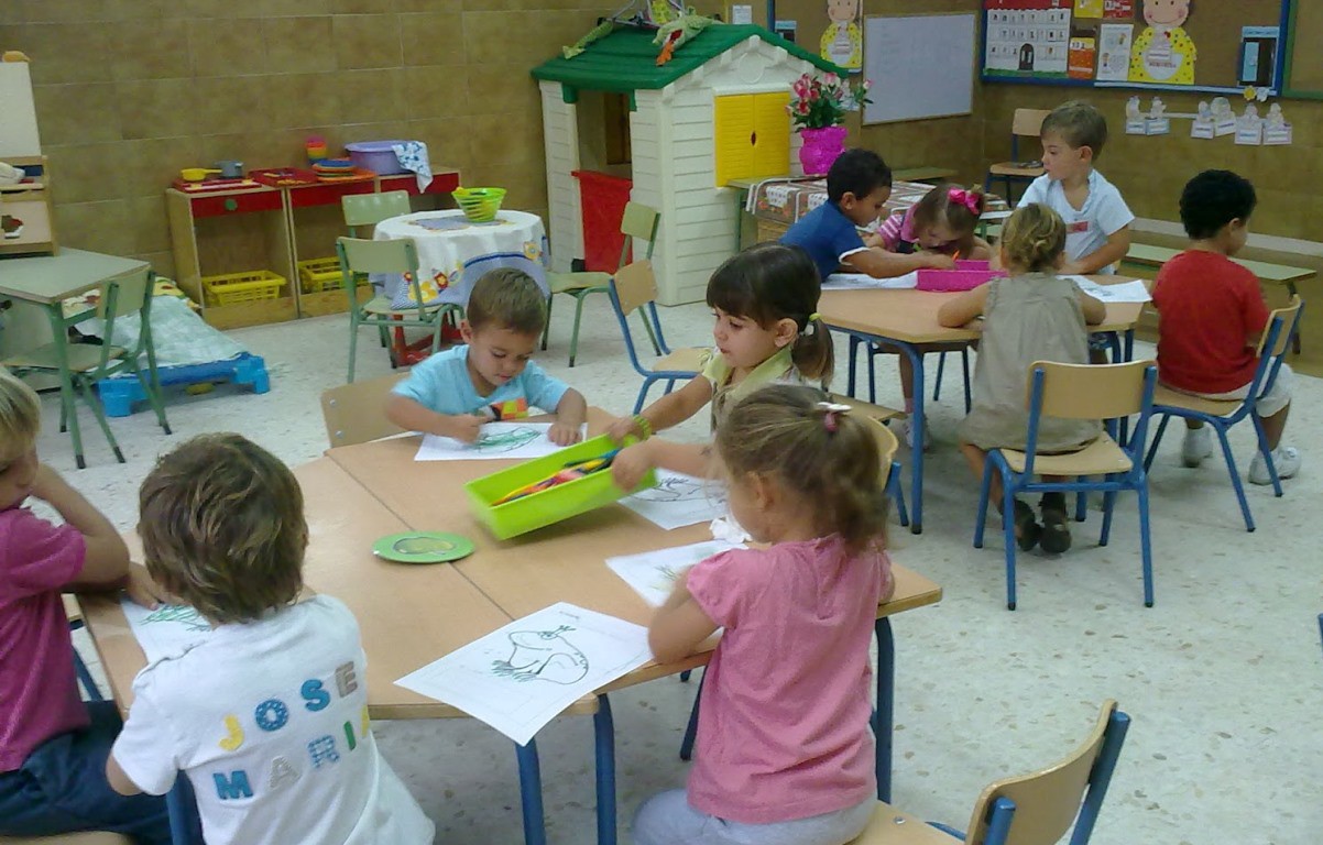 Cuanto antes vayan al cole, más listos serán los niños