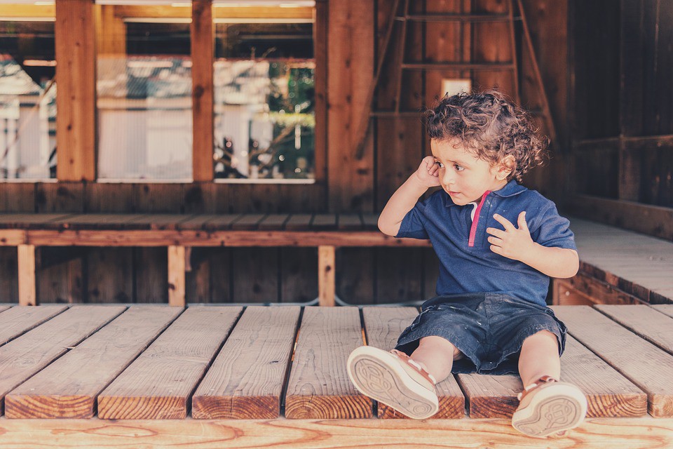 Hijos de padres separados que se van a vivir al extranjero