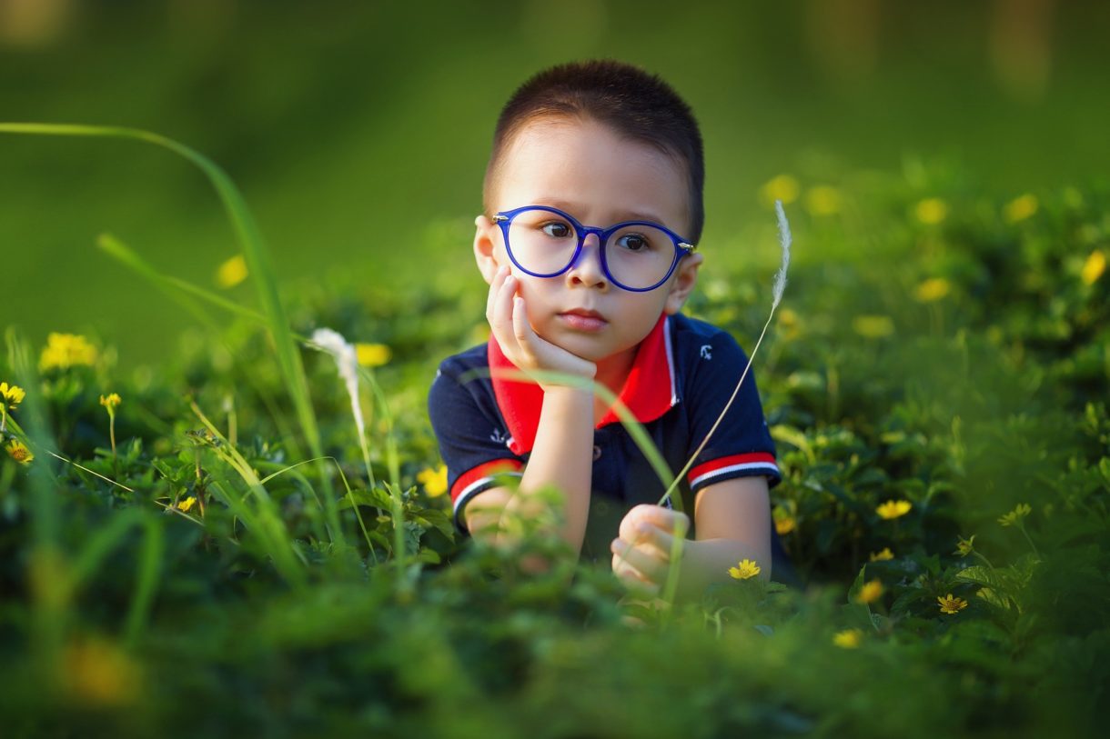 Síntomas de la miopía infantil y consejos para prevenirla