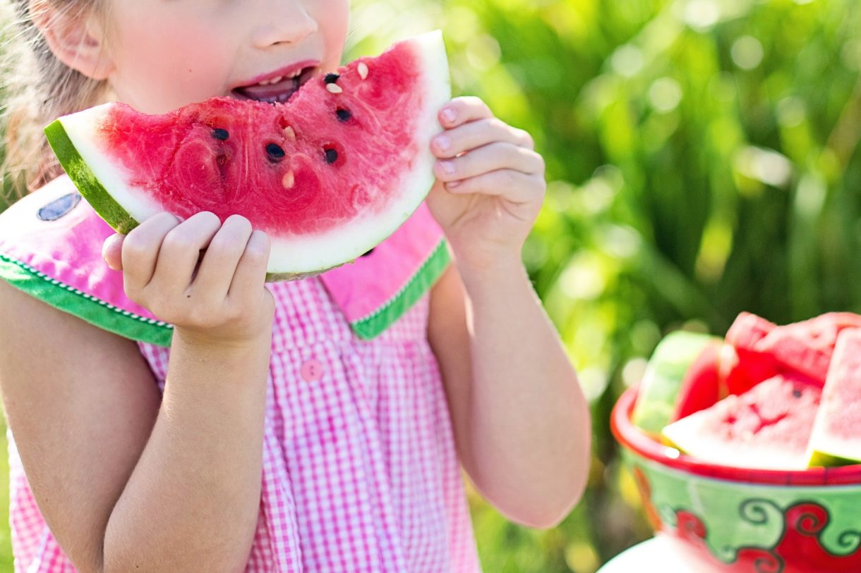 7 ideas para que los niños coman fruta