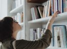 10 beneficios de las bibliotecas para padres y madres