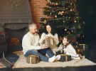 Cómo vivir una Navidad consciente: 6 consejos para padres