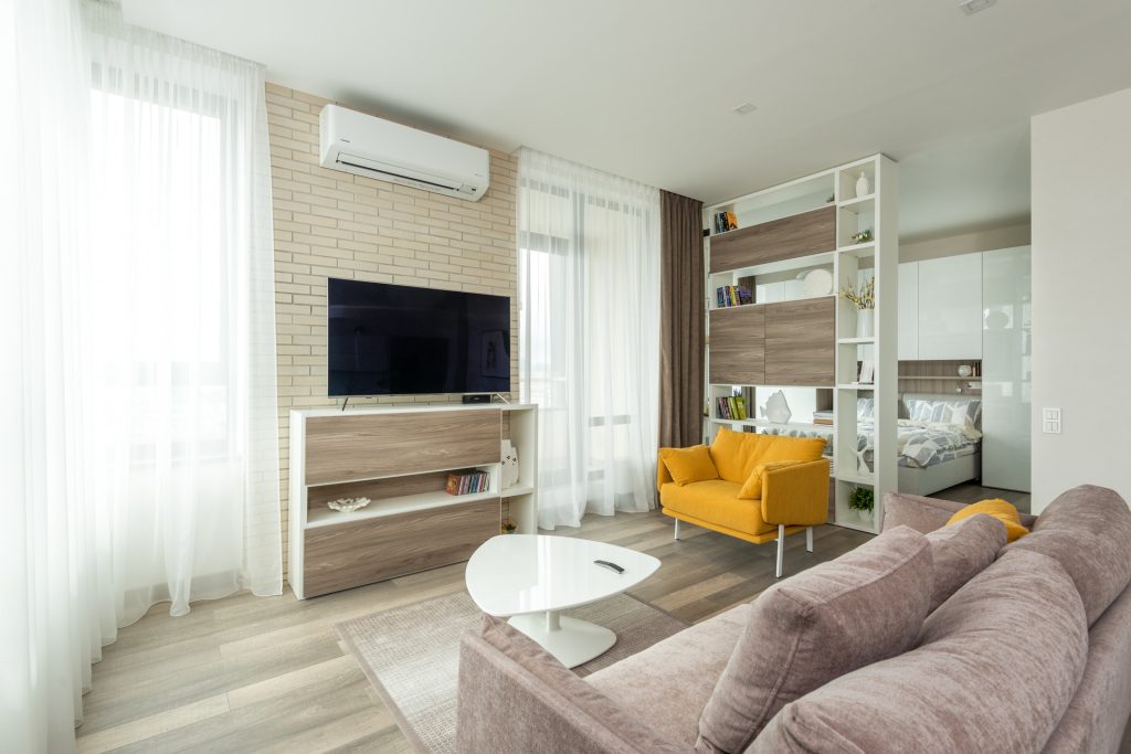 5 consejos para decorar salones familiares en verano