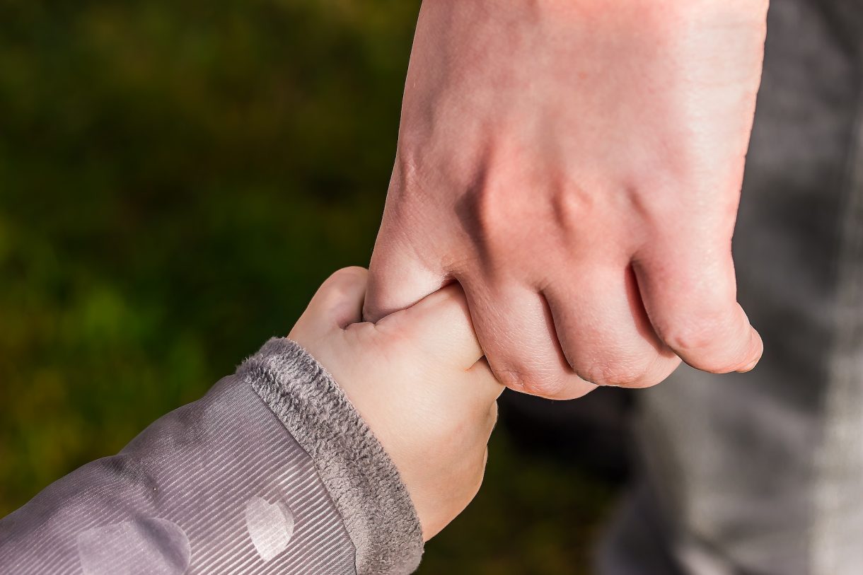 Síndrome del cuidador en padres: causas, síntomas y consejos