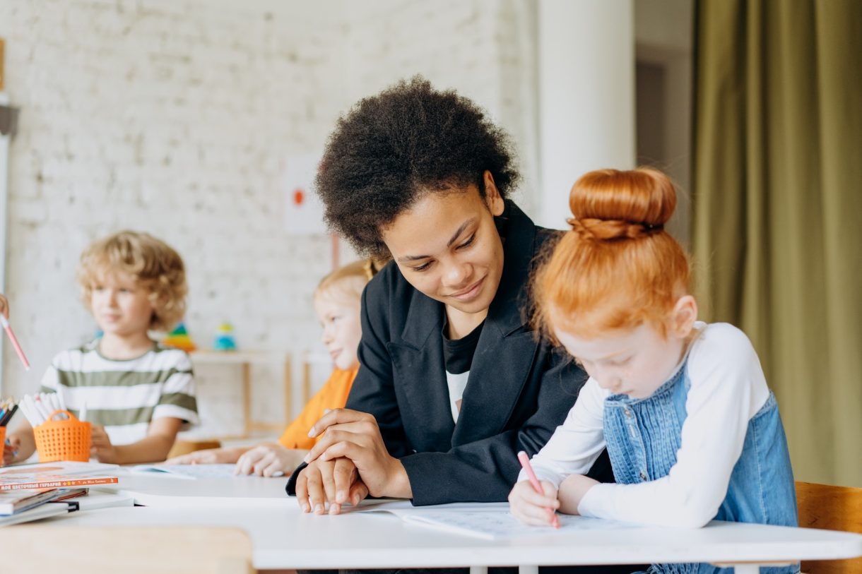 Seis ideas para potenciar la creación poética en niños