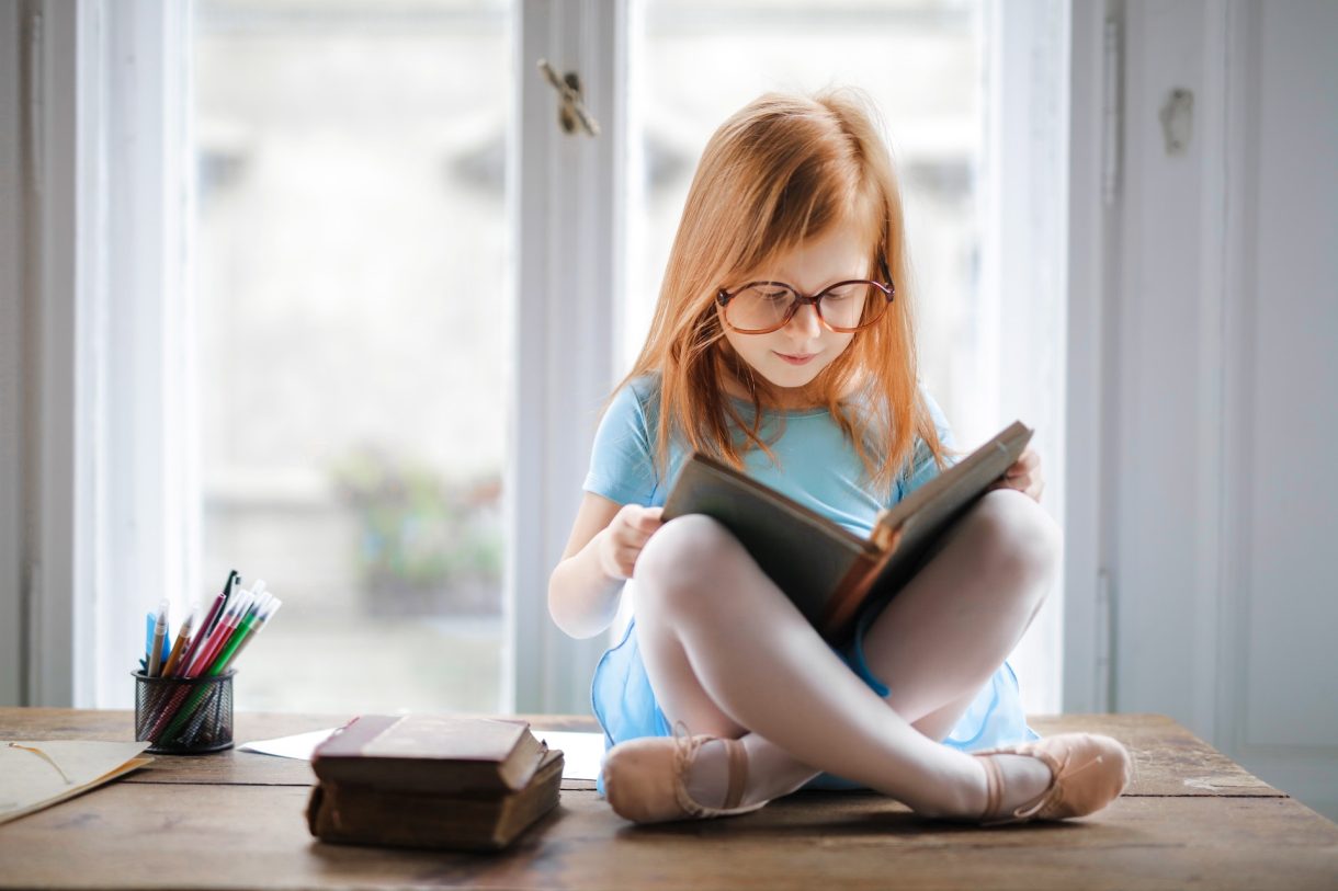 Leer quince minutos cada día: 5 beneficios para los niños