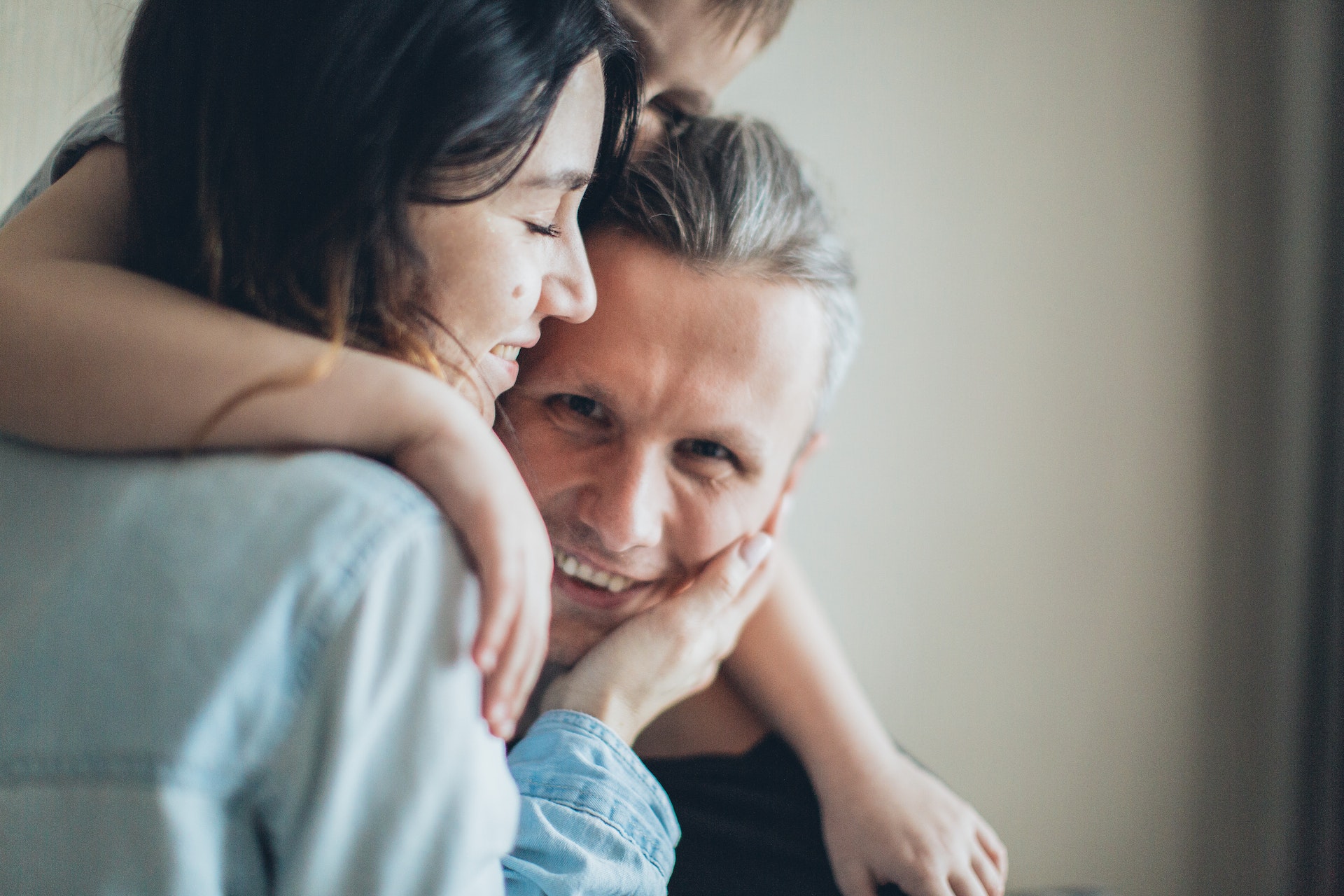 Madres Y Padres Que Trabajan Demasiado