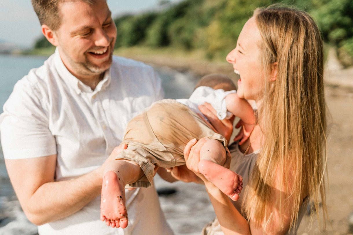 Cómo actuar cuando el niño tiene celos del padre o la madre