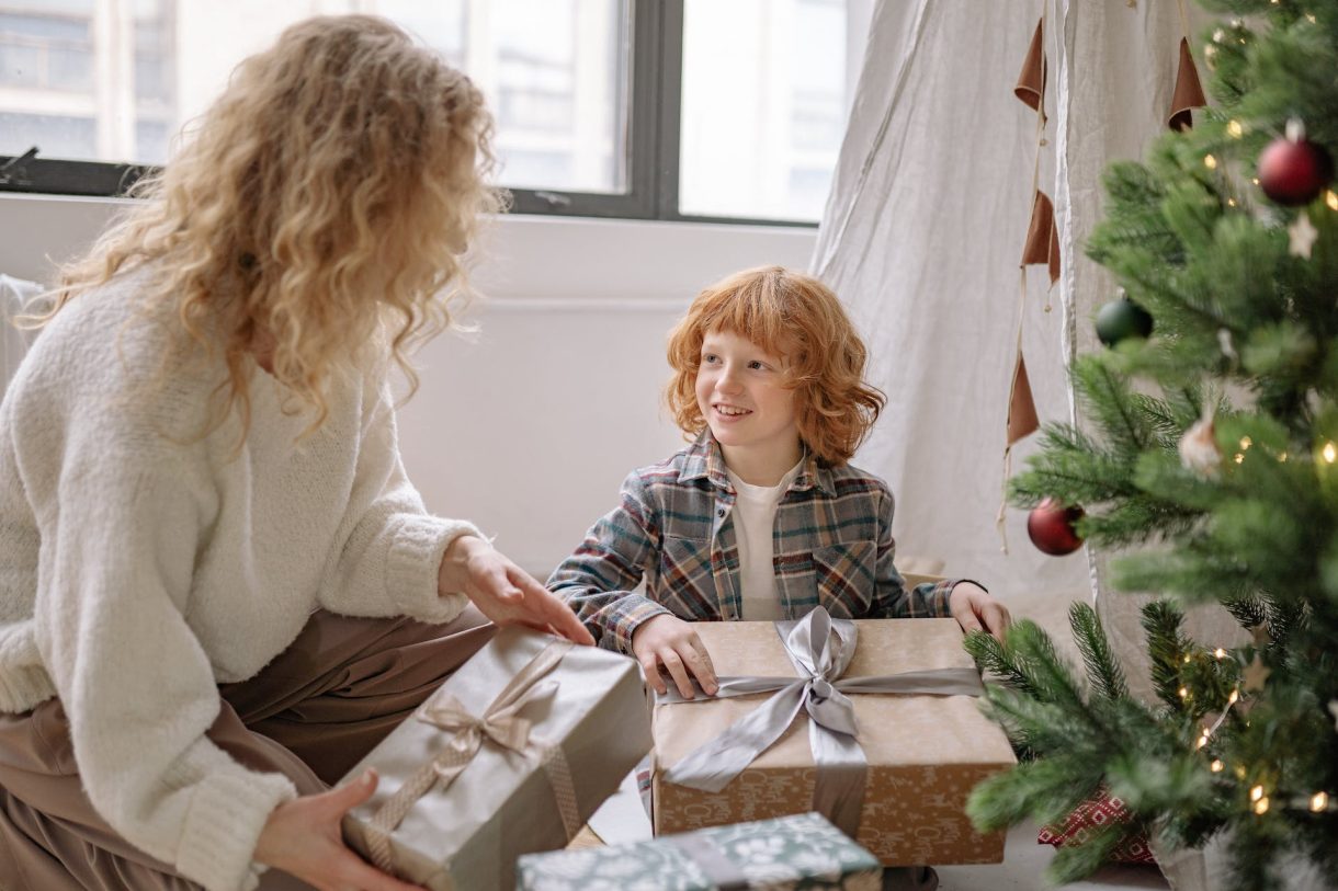 Padres: cómo superar la obligación de ser feliz en Navidad
