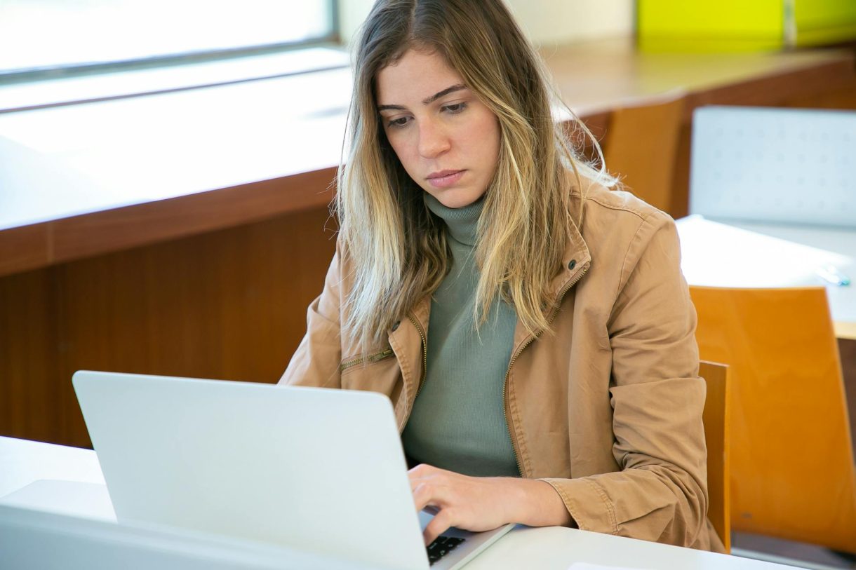 Desempleo tras la maternidad: ¿Cómo superar el duelo laboral?