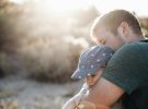 Cómo ofrecer seguridad a tu hijo a nivel emocional: consejos clave