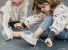 Jugar en la plaza del pueblo: 5 beneficios para niños y niñas