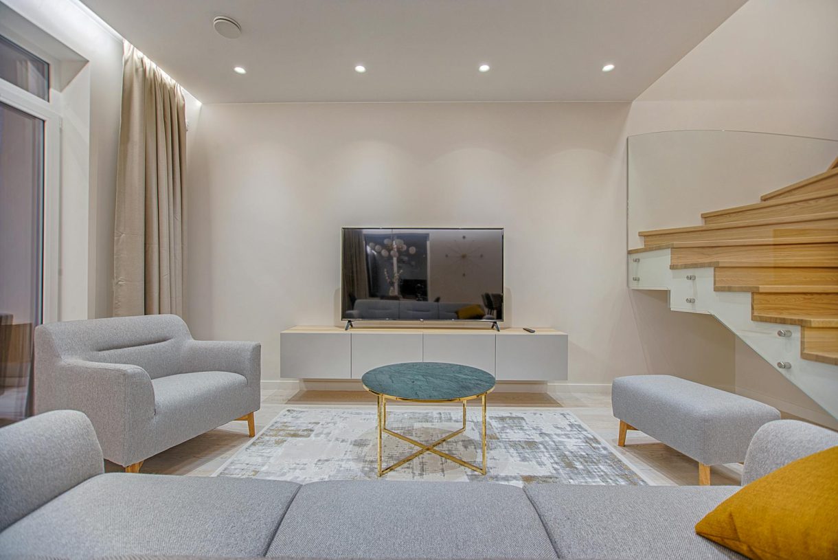 Casas o chalets adosados: 5 ventajas para familias con niños