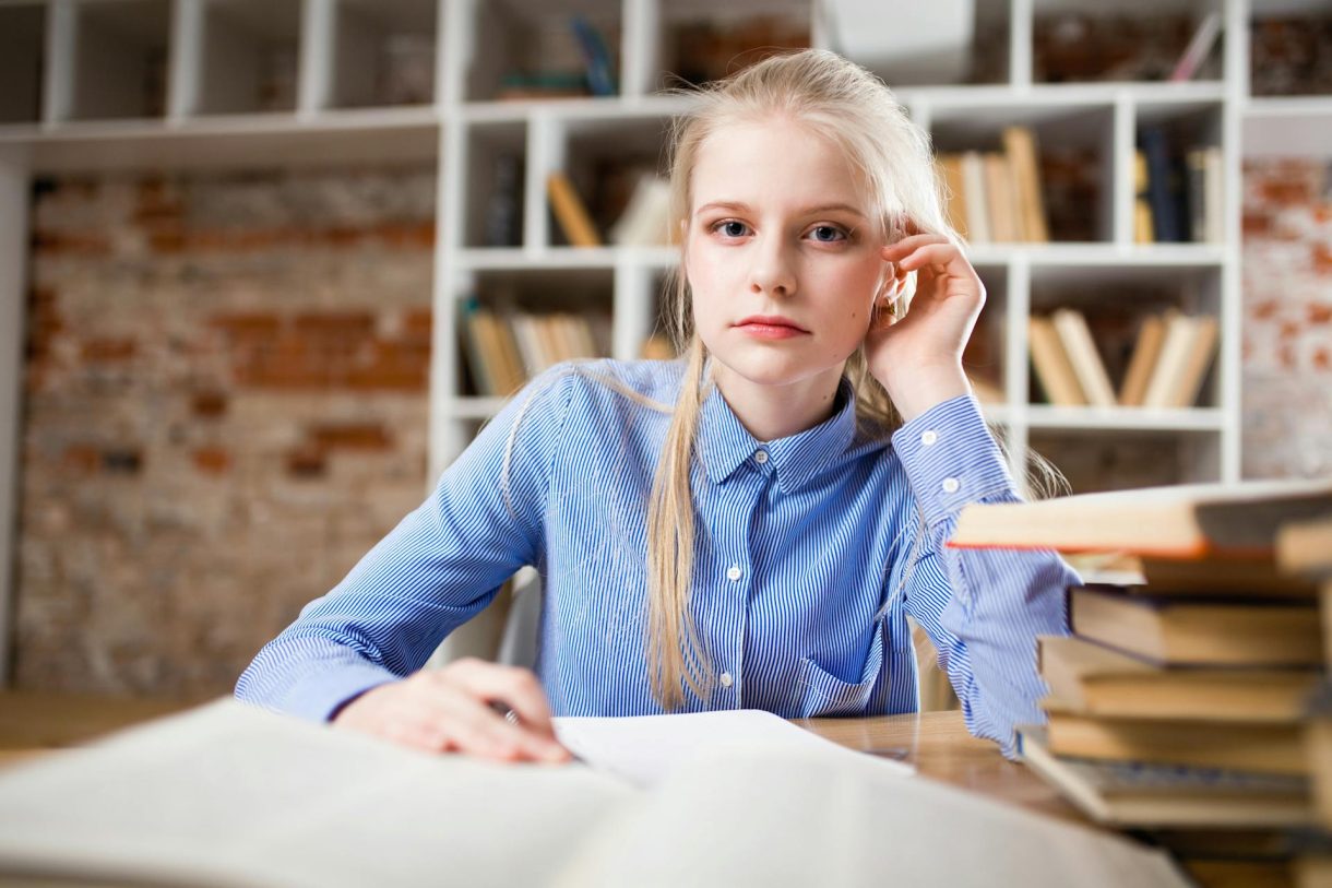 Bibliotecas: ¿Qué beneficios aportan a los adolescentes?