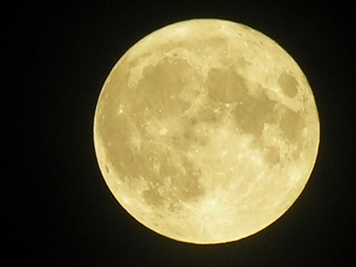 Una Luna llena de agua