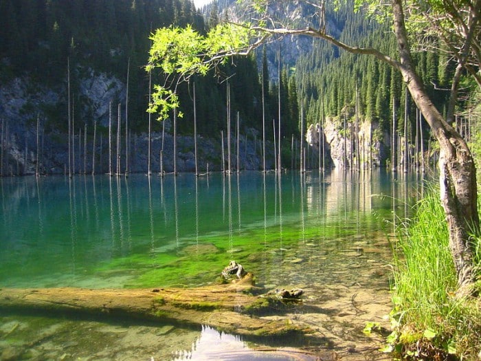 El lago Kaindy, toda una maravilla de Kazajstán