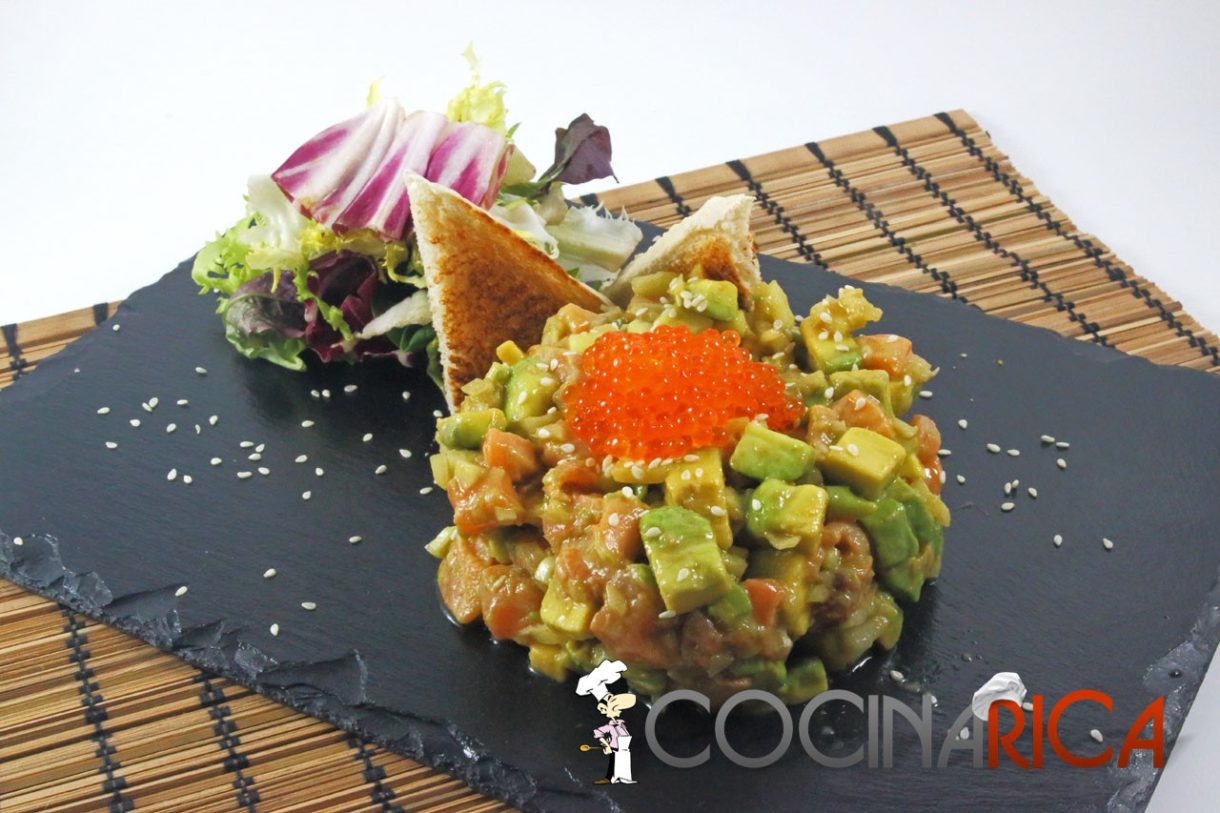 Tartar de salmón y aguacate