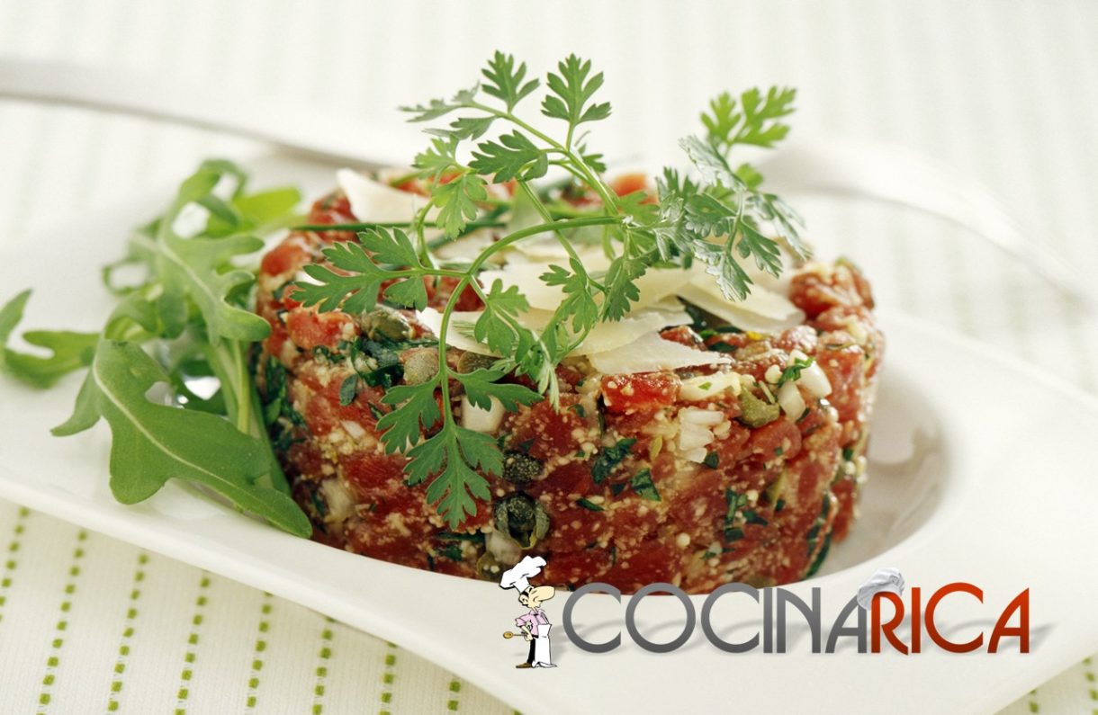 Steak tartar con parmesano