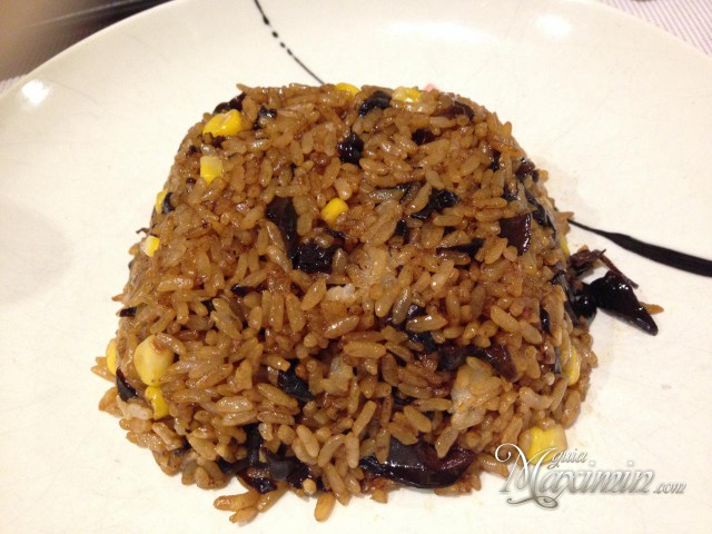 arroz frito con setas