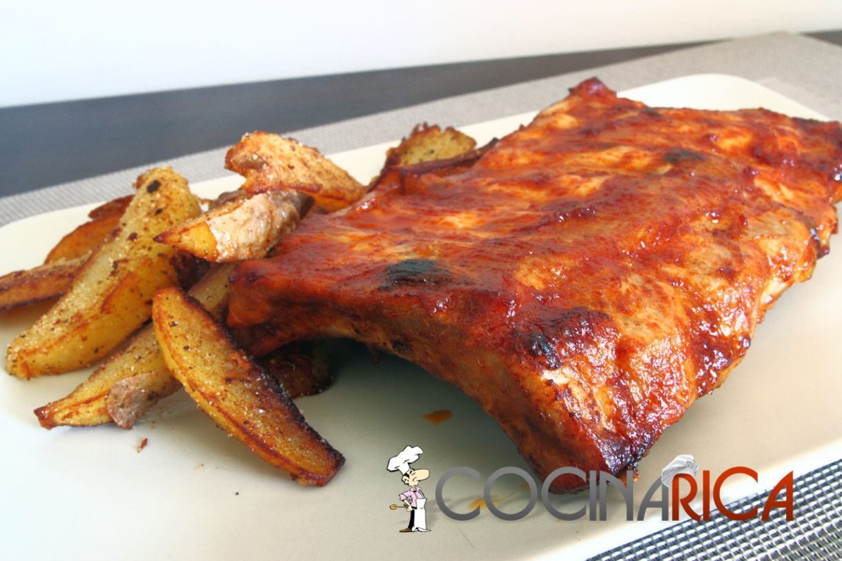 Costillas barbacoa con patatas cajún