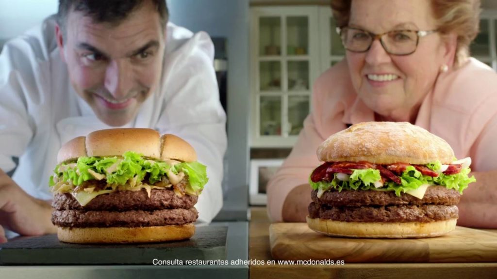 Dos estilos, dos hamburguesas: Chef vs Abuela