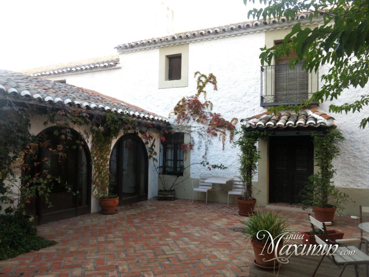 Casa Elena remanso de paz y buena mesa (Cabañas de la Sagra-TO)