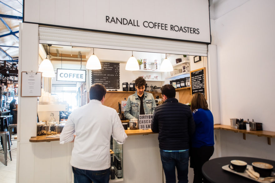 Randall Coffee, Atendiendo, Mercado De Vallehermoso