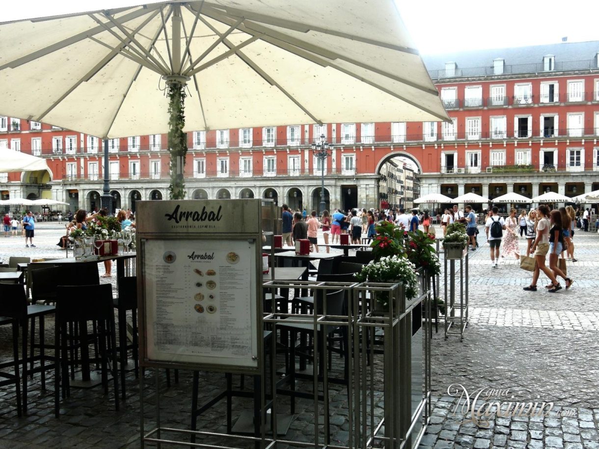 Restaurante Arrabal cocina española en la Plaza Mayor de Madrid