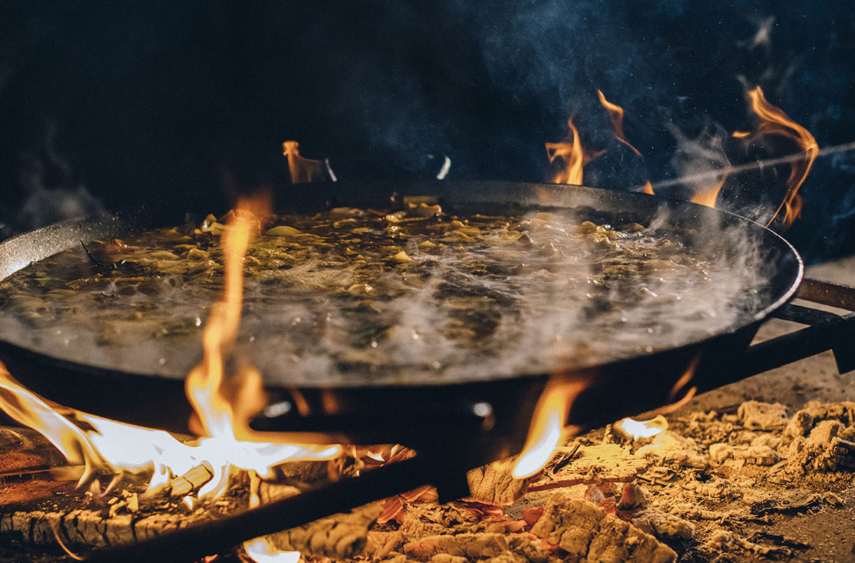 Disfruta del aperitivo con una tapa de auténtica paella valenciana (Madrid)