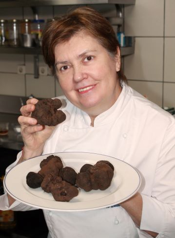 2maría Luisa Banzo Con Trufas, La Cocina De María Luisa