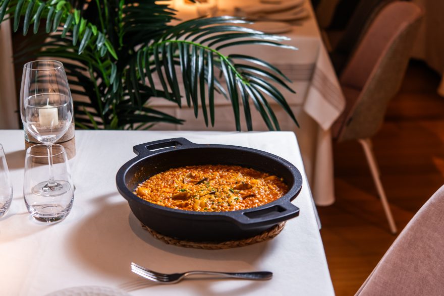 Arroz Marinero, Caldoso Con Almejas, Gambas, Choco Y Rape Con Nuestro Caldo De Marisco La Vasco Andaluza La Vasco Andaluza