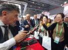El jamón Ibérico cautiva a los importadores chinos en Shanghai