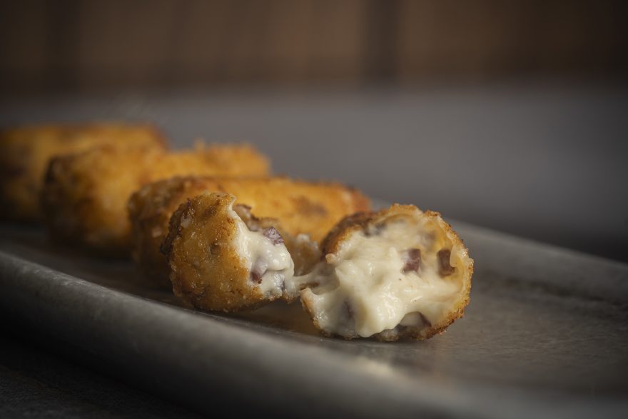 Croquetas De Cecina Curada Detalle La Fábrica