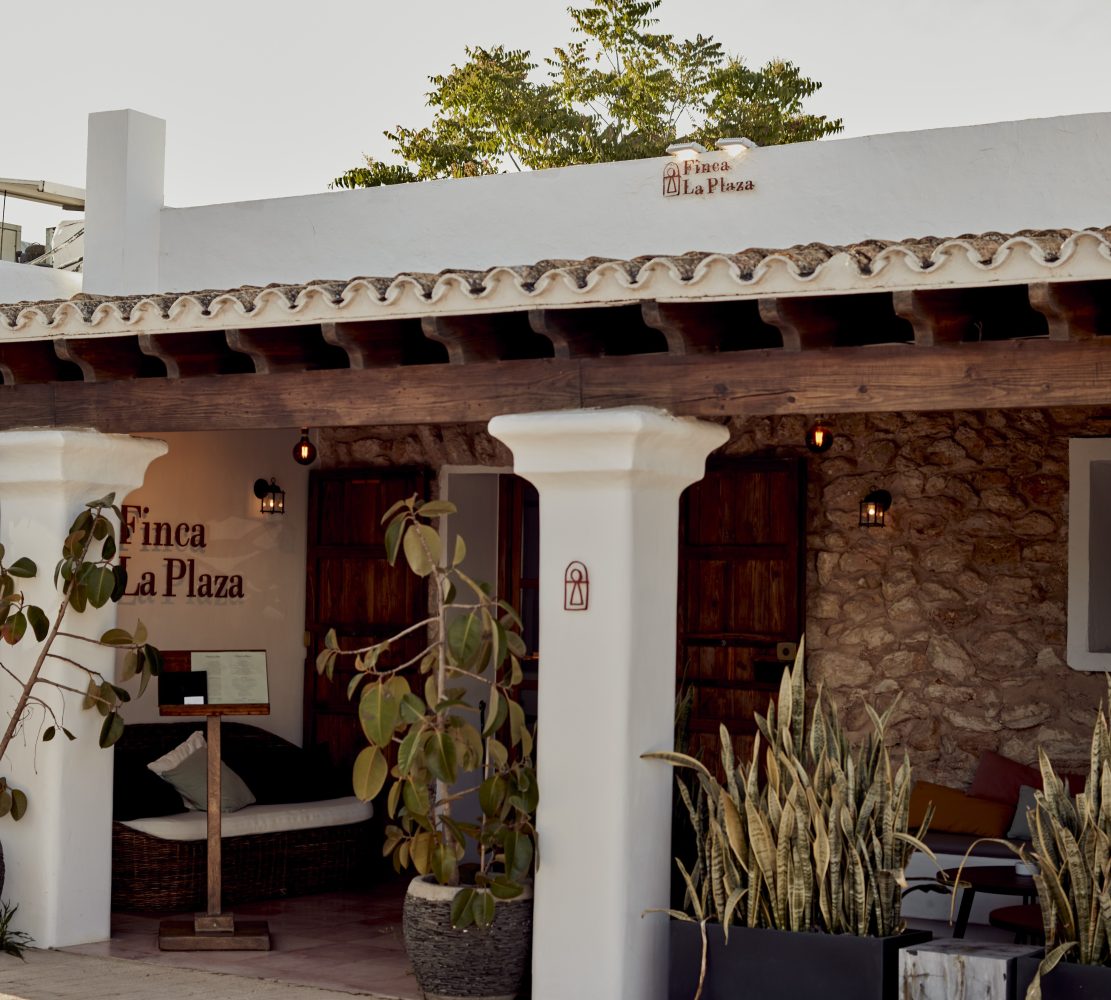 Finca la Plaza alta gastronomía en un ambiente ideal (Ibiza)