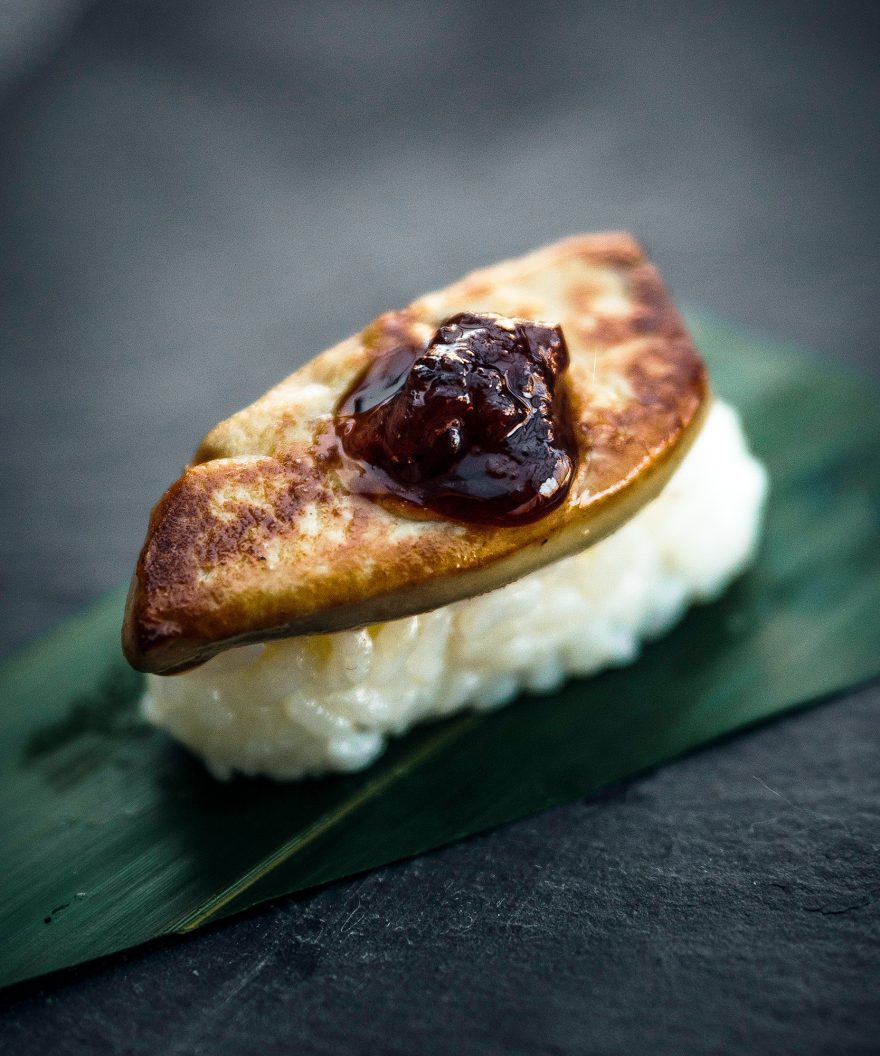 Niguiri De Foie Con Frambuesa, Lamonarracha