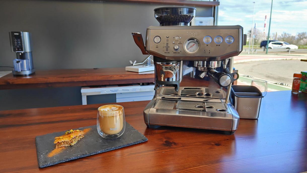 Convierte tu cocina en una cafetería de especialidad con las cafeteras Sage