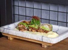 Ssam De Costilla De Cerdo Nikkei Con Dúo De Purés, Cokima