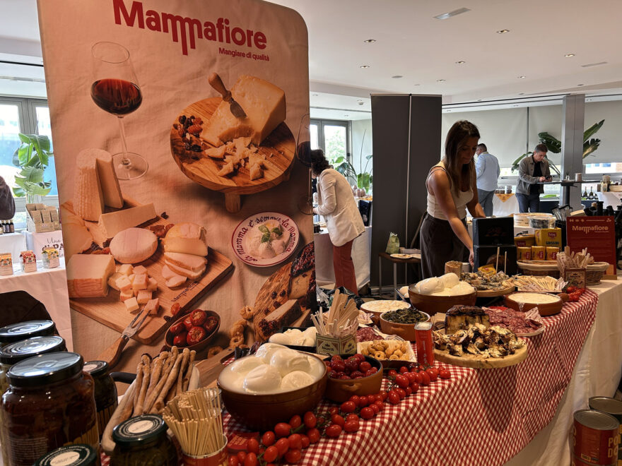Stand Mammafiore, The Italian Show