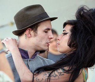 Blake Fielder-Civil quiere divorciarse de Amy Winehouse