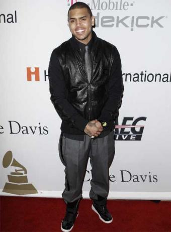 Chris Brown agrede a una mujer y se queda sin asistir a Los Grammy