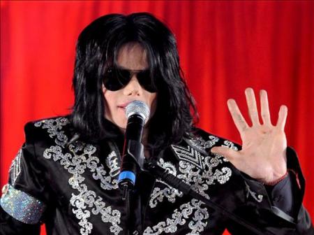 Michael Jackson anuncia su retorno en Londres