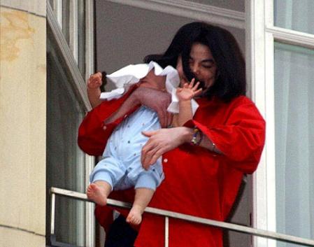 Michael Jackson quiere otro hijo