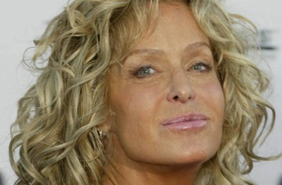 Farrah Fawcett ha sido ingresada por su cáncer terminal