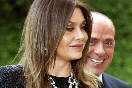 La mujer del primer Ministro Berlusconi pide el divorcio