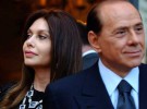 La mujer de Berlusconi afirma se ha desprestigiado su dignidad personal