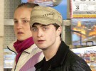 Daniel Radcliffe sale con una actriz llamada Laura O´Toole