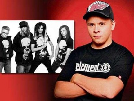 Gustav Schäfer batería de Tokio Hotel recibe un botellazo en la cabeza