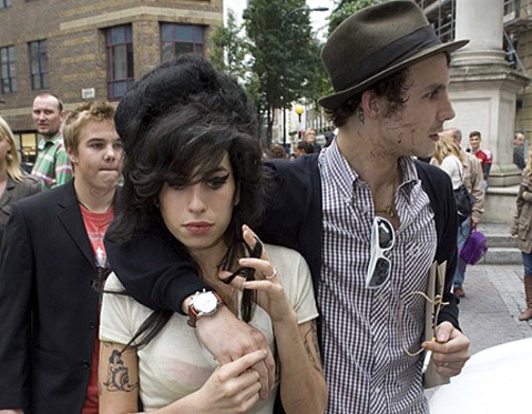 Blake Fielder-Civil quiere volver a casarse con Amy Winehouse